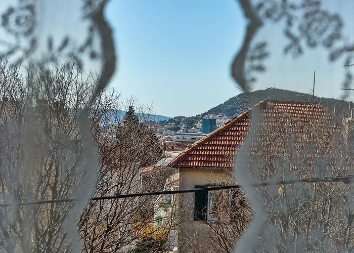 Bacvice With Free Parking * Split