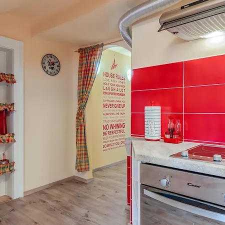 Bacvice With Free Parking דירה