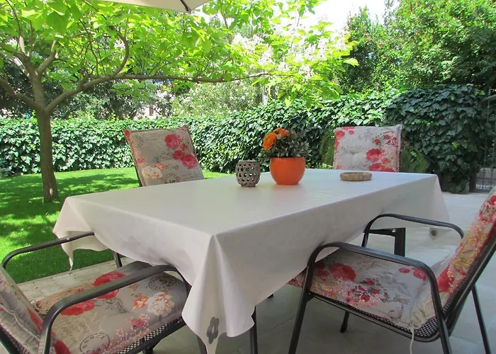 Apartment Bacvice Holiday With Free Parking * Split