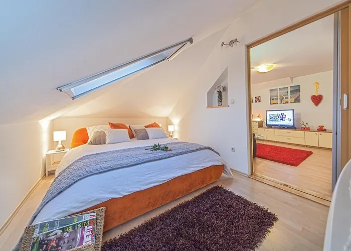 Bacvice With Free Parking