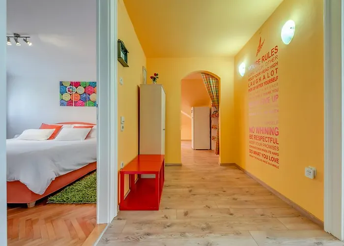 Apartment Bacvice Holiday With Free Parking Apartment